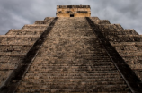 金字塔的秘密：一段跨越数千年的神秘史话